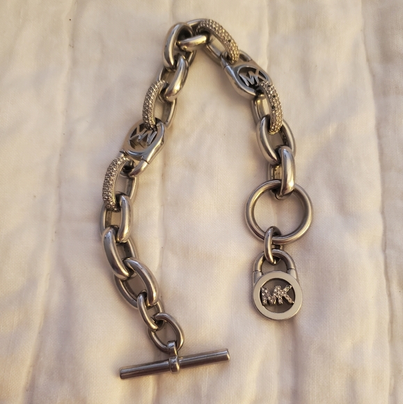 Michael Kors bracelet - Picture 1 of 3